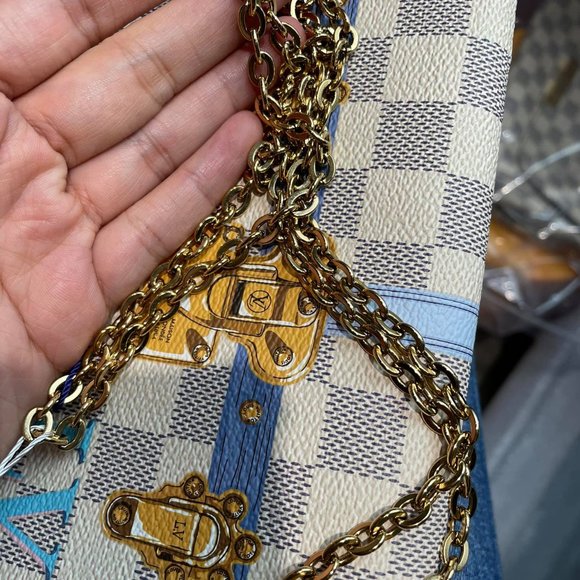 Authentic Louis Vuitton Azur wallet on chain trunk - Picture 7 of 12